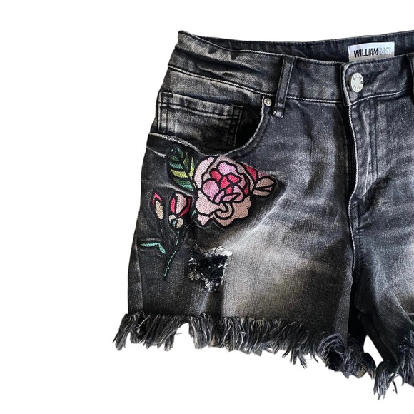 WILLIAM RAST “Perfect Shorts” with Flower Embroidery - Picture 2 of 7